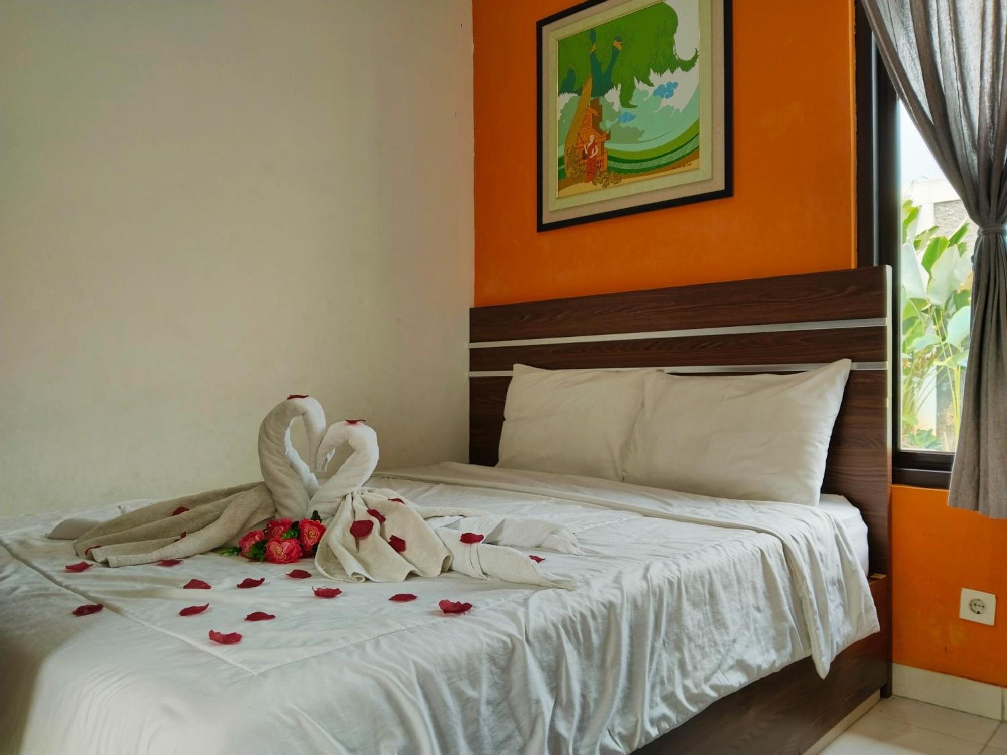 Dejati House Hotel Бекаси Екстериор снимка